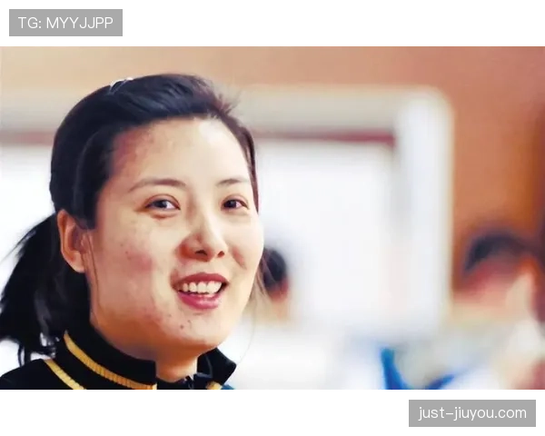 杜丽训练完顺手买了个包，这自律和消费观也太反差了